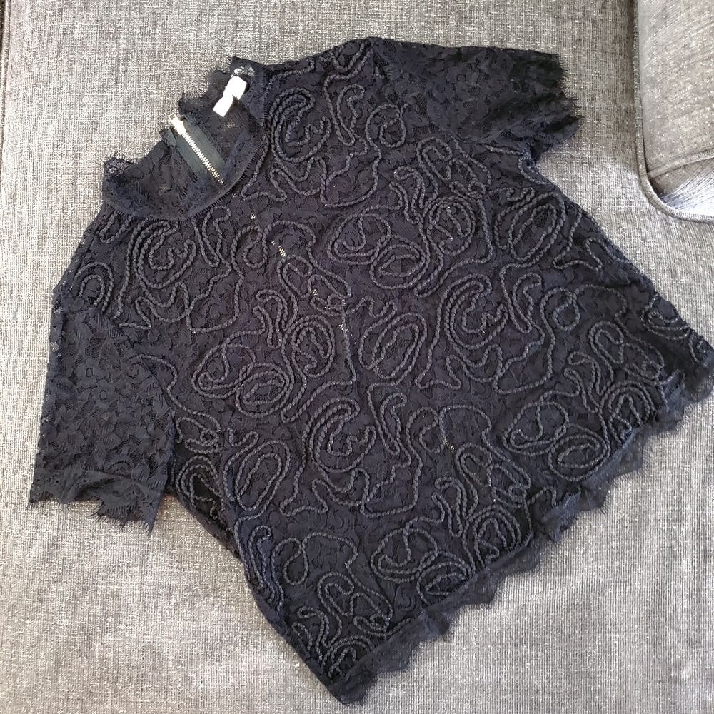 Haute Monde Lace top
